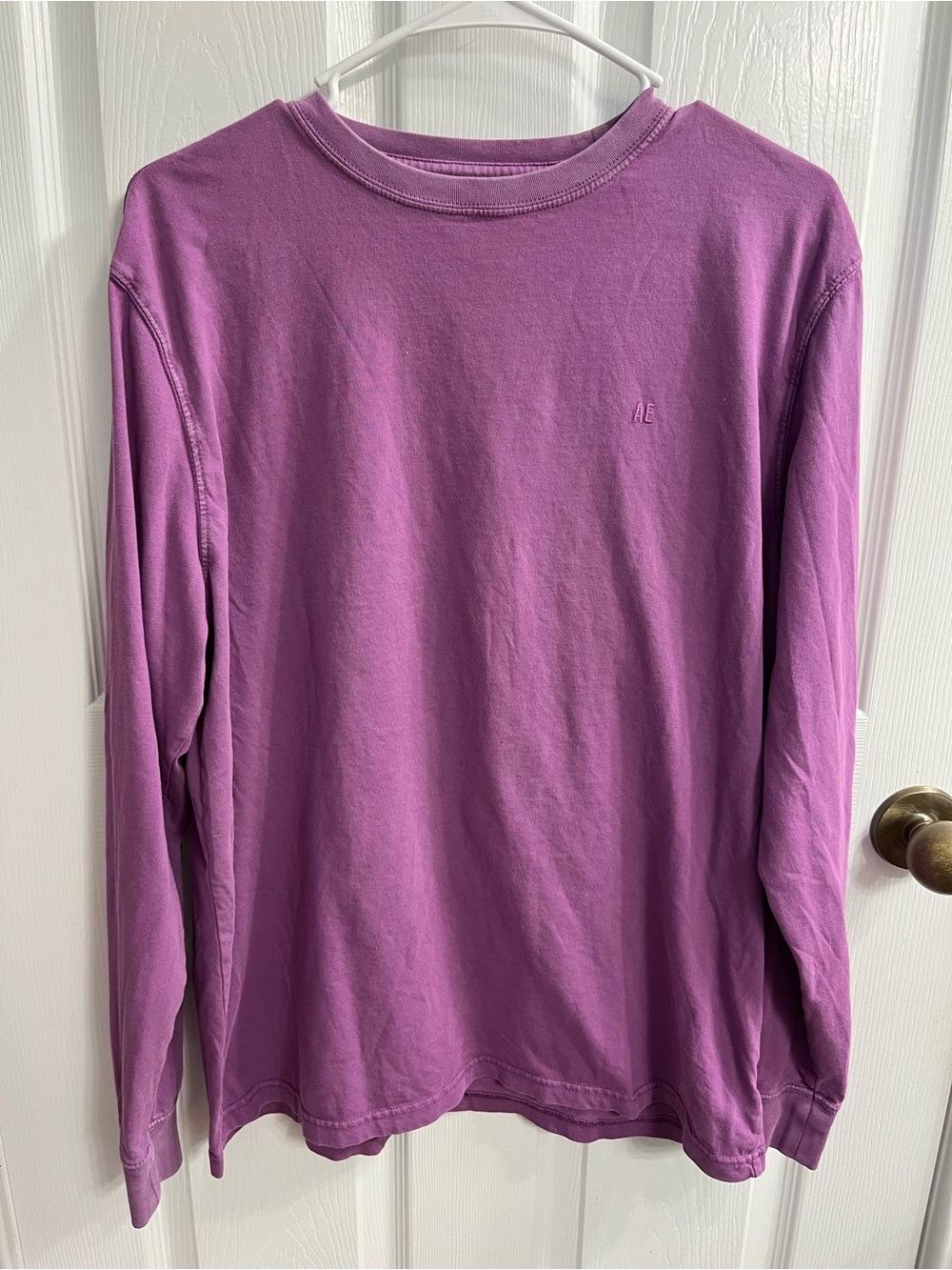 American Eagle Lavender Crewneck Long Sleeve Tee